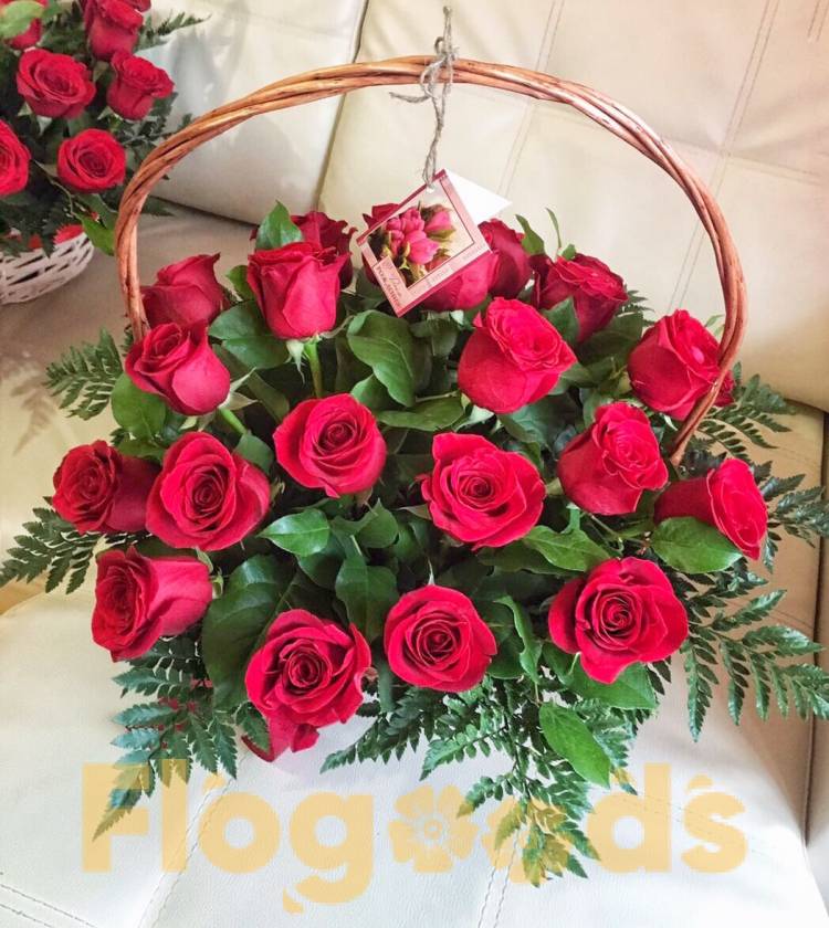 Корзина «Донна роза» за 9 898 руб.